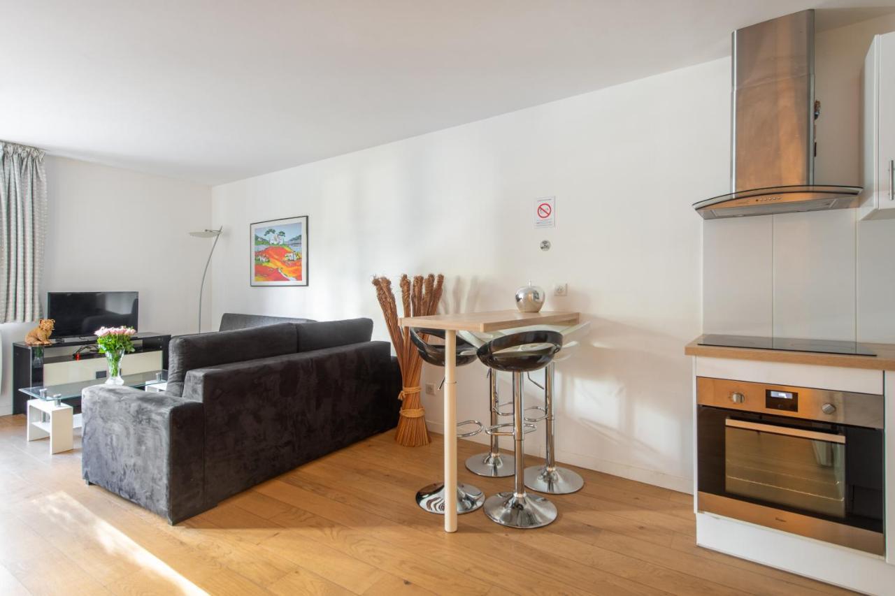 Nice Flat 5 Min Walking From The Sea Exterior photo